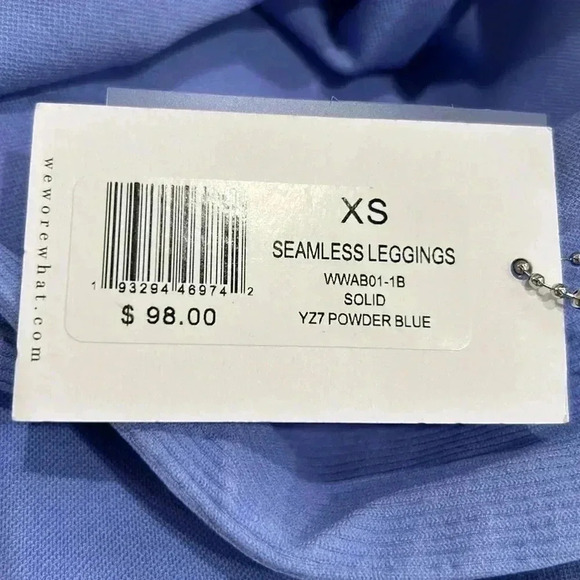 We Wore What - Seamless Leggings in Powder Blue - Picture 4 of 4